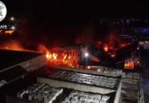 Incendio a Sarno, opificio in fiamme nella zona industriale