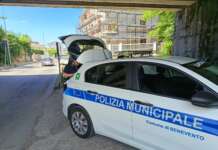Scontro tra due auto: giovane finisce all’ospedale