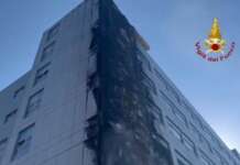 Incendio all’Ospedale del Mare, danni ma nessun ferito. Ora via alle indagini sulle cause