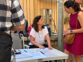 Polveri e odore di bitume: scatta la raccolta firme a Salerno