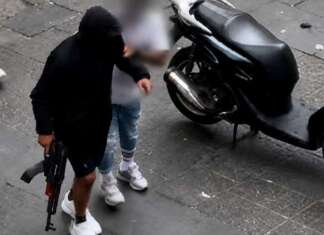 Sparatoria in centro a Napoli, proseguono controlli a tappeto delle forze dell’ordine