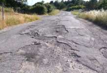 VIDEO/ Strada provinciale 55, undici km di slalom e pericoli
