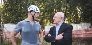 De Luca, il sindaco itinerante: la strada come metodo