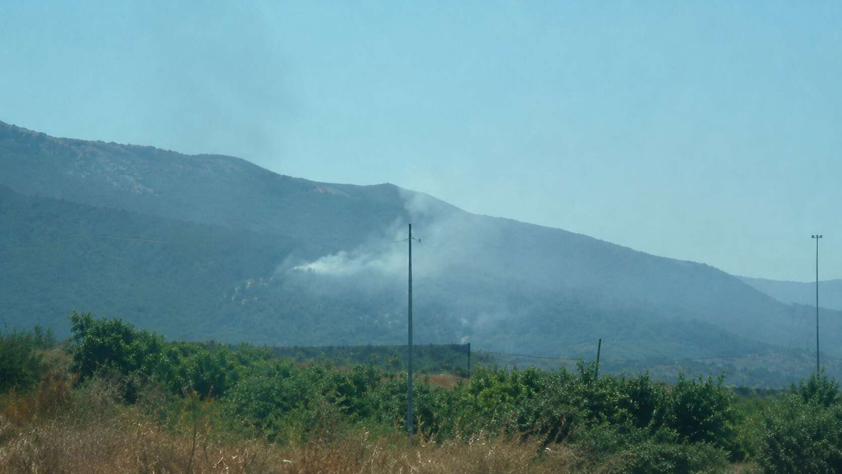 vasto incendio a frasso telesino fiamme sulla montagna da Anteprima24.it vasto incendio a frasso telesino fiamme sulla montagna