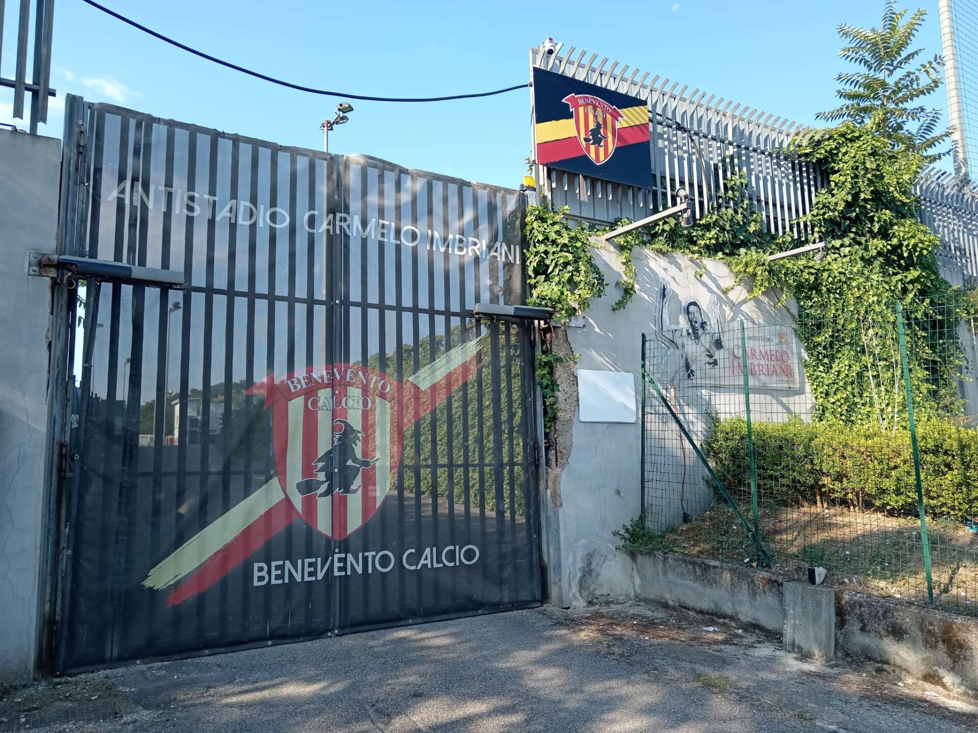 benevento cherubini day l8217esterno gi224 in campo con i nuovi compagni da Anteprima24.it benevento cherubini day l8217esterno gi224 in campo con i nuovi compagni