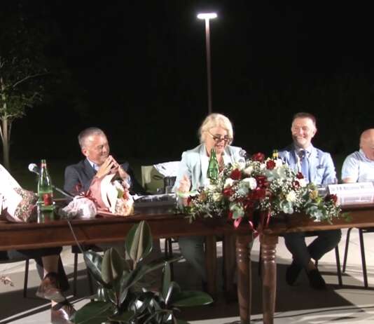 VIDEO/ Presentato a Telese Terme il libro di Angelina Iannotti: una serata tra cultura, musica e identità del territorio