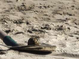Ordigno bellico in spiaggia, bonifica completata