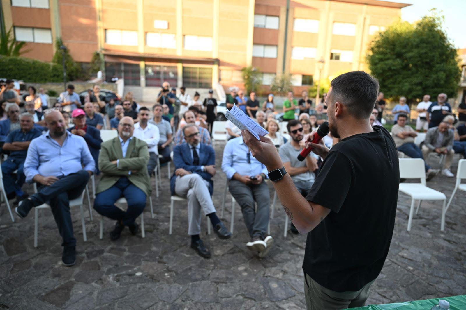 petrozzelli alla ferrovia non servono solo gli eventi ma infrastrutture da Anteprima24.it petrozzelli alla ferrovia non servono solo gli eventi ma infrastrutture