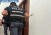 Salerno, si barrica in casa con un coltello insieme a un familiare: intervento della Polizia e dei negoziatori Salerno