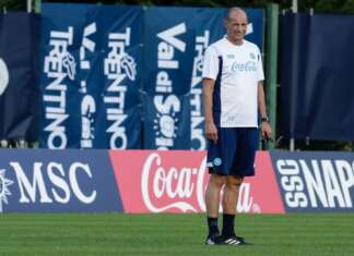 Napoli, Allegri non nasconde la delusione: “Non possiamo prendere gol così” Max Allegri, allenatore Napoli