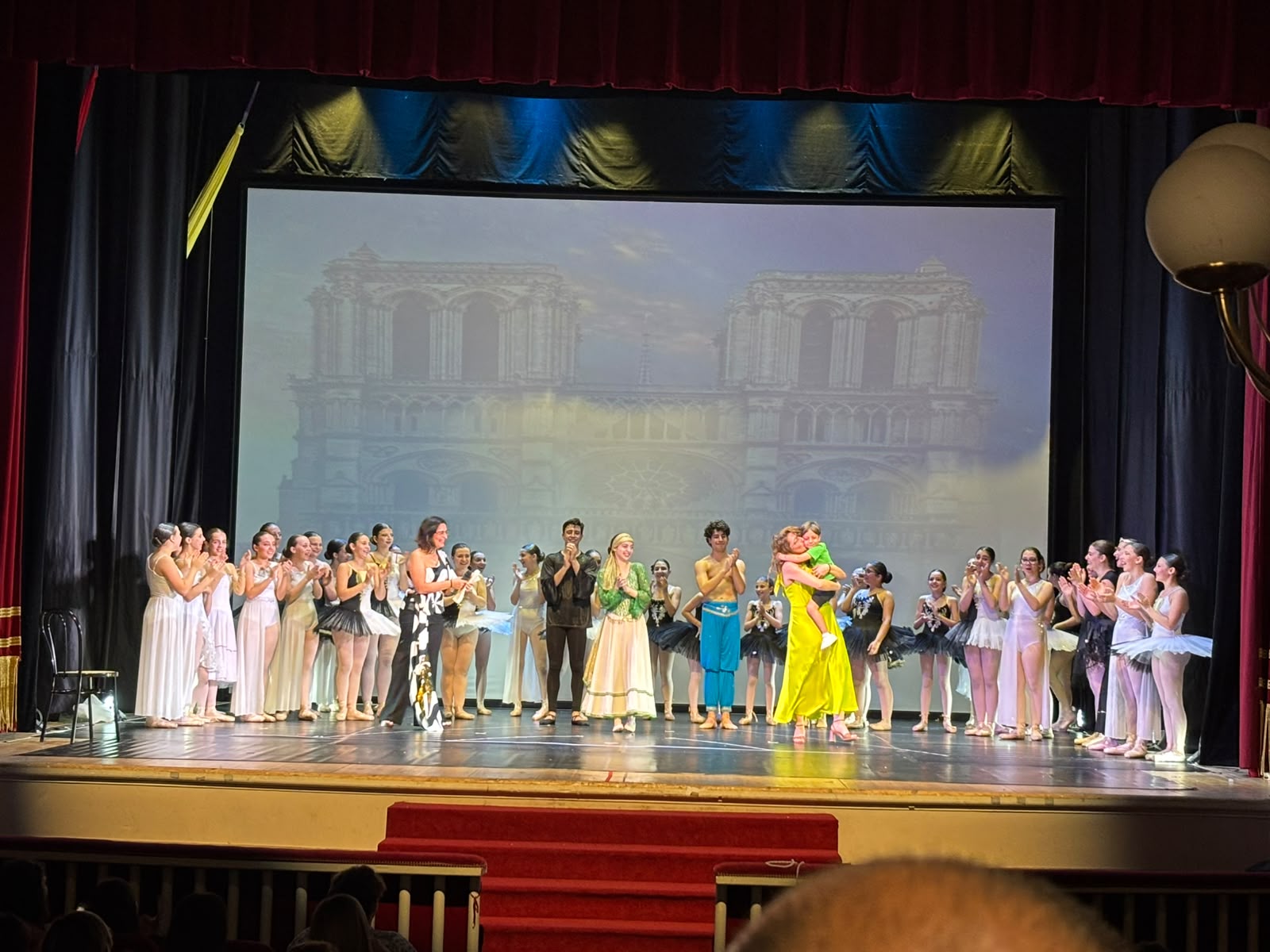 pas jolis la danza come racconto al teatro comunale di benevento il saggio di fine anno da Anteprima24.it pas jolis la danza come racconto al teatro comunale di benevento il saggio di fine anno