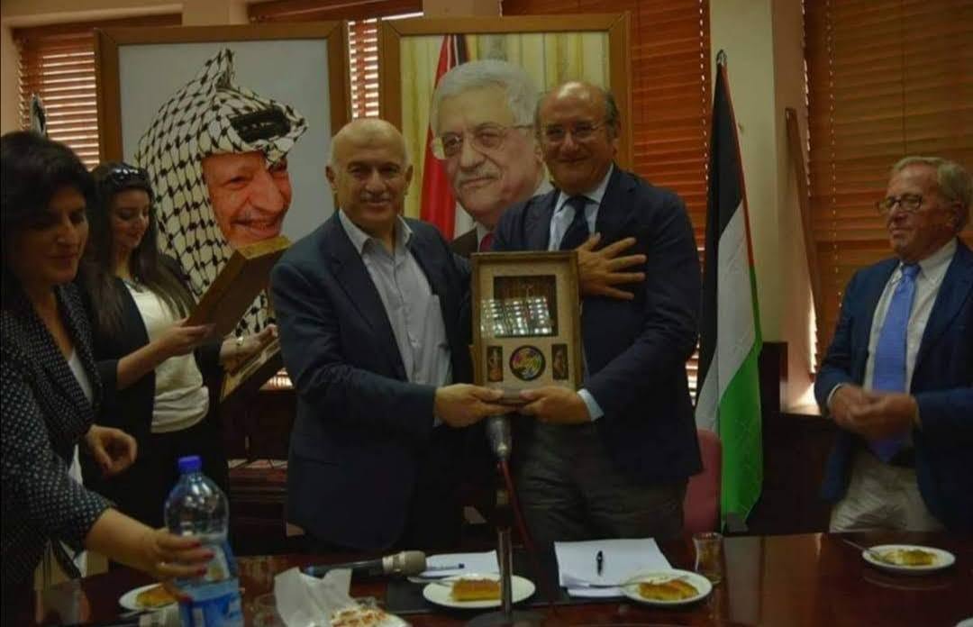palestina imprigionato ex sindaco nablus con lui gemellaggio di napoli e ponte per bimbi ammalati da Anteprima24.it palestina imprigionato ex sindaco nablus con lui gemellaggio di napoli e ponte per bimbi ammalati