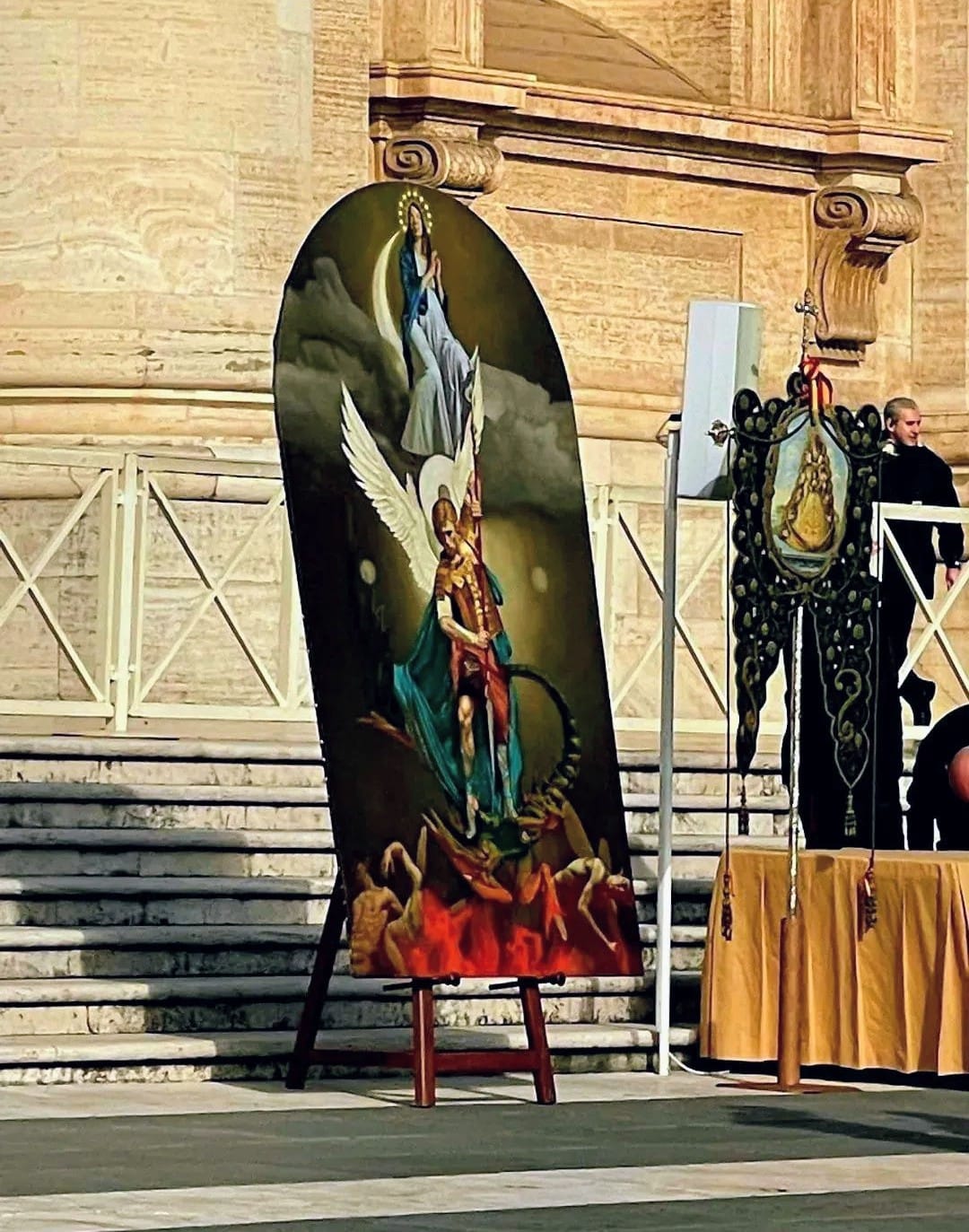 la donna vestita di sole arriva sul faito da Anteprima24.it la donna vestita di sole arriva sul faito