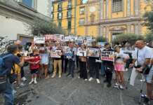 Napoli, rissa e spari a Montesanto: flash mob in piazza. Restano in cella 3 indagati, una scarcerata