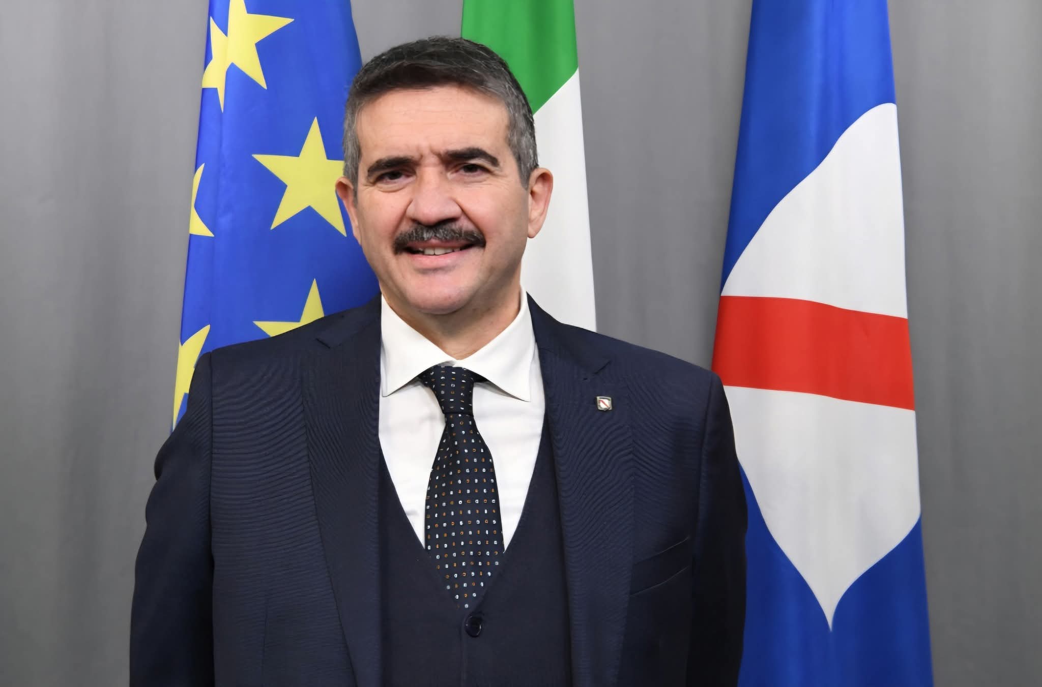 simeone con diamantini si apre una nuova fase per eav priorit224 alla circumvesuviana e ai lavoratori da Anteprima24.it simeone con diamantini si apre una nuova fase per eav priorit224 alla circumvesuviana e ai lavoratori