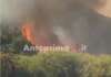 Incendio divampato alla periferia di Pozzuoli, prefetto convoca Ccs