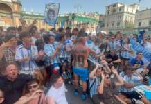 Spagna-Argentina, Napoli è con l’Albiceleste: clima da finale in piazza Dante