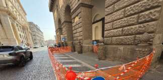 Crolli Teatro San Carlo, il geologo Caniparoli: “È la linea 6, serve indagine vibrometrica”