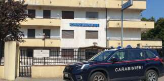 Lite tra vicini, poi gli spari contro la casa: nei guai un 50enne
