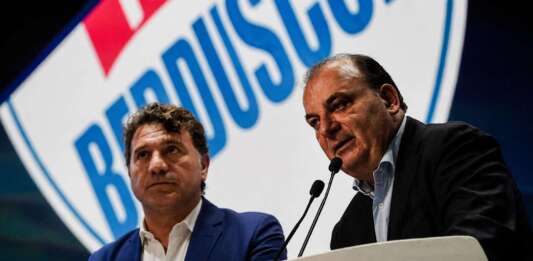 Da capotreno della rivolta a vice del suo nemico: il 9 Settembre il congresso farsa di Forza Italia