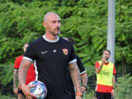 Benevento, Floro Flores pensa a qualche cambio rispetto ad Arezzo Floro Flores, allenatore Benevento 2026-27
