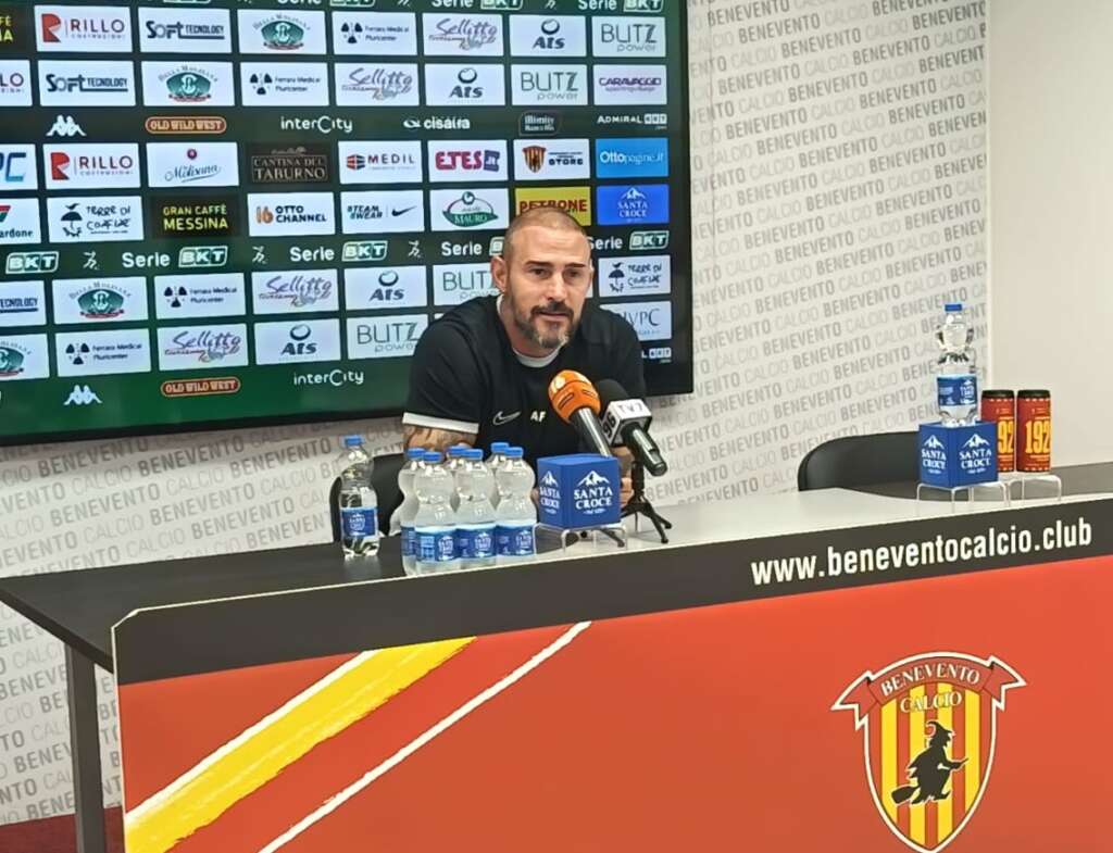 Floro Flores, conferenza stampa vigilia Benevento-Modena