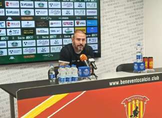 Benevento, Floro Flores alla vigilia del Modena: “Tante assenze, cambieremo qualcosa” Floro Flores, conferenza stampa vigilia Benevento-Modena