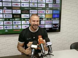 Benevento-Sud Tirol, Floro Flores: “Vannucchi non è in discussione” Floro Flores, conferenza stampa pre Benevento-Sud Tirol