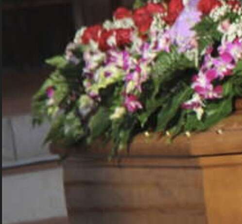 Pesacane, funerali in forma privata: stop alla cerimonia pubblica per il boss della camorra vesuviana Funerale, bara