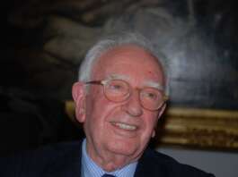 Addio a Roberto Costanzo, storico protagonista della politica sannita: aveva 97 anni