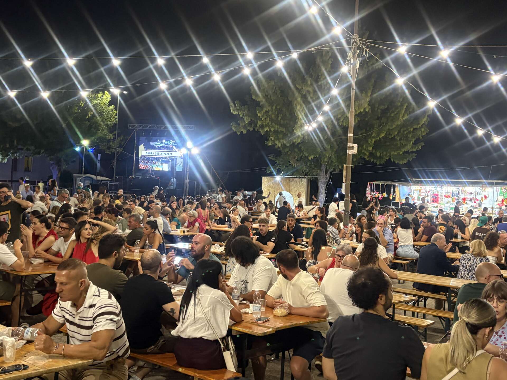cibo vino tradizioni e musica scoppiadi eventi la fine dell8217estate da Anteprima24.it cibo vino tradizioni e musica scoppiadi eventi la fine dell8217estate