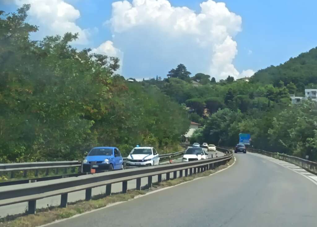 Incidente galleria avellola
