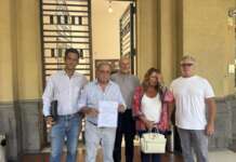 Salerno, opposizione compatta: chiesto un Consiglio comunale urgente su Grand Hotel e foce dell’Irno Opposizione consiglio comunale Salerno