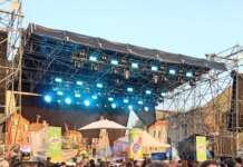 Città Spettacolo, chiusura anticipata dei negozi nell’area di piazza Pacca per gli eventi di Salemme, Yugi e Siani Piazza Cardinal Pacca, concerti