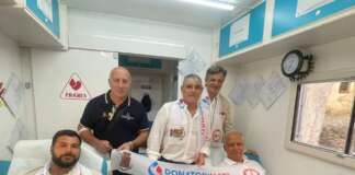Il ministro Piantedosi in prima linea per la donazione del sangue