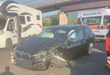 Incidente sulla A2 tra Pontecagnano e l’uscita Aeroporto: cinque giovani feriti