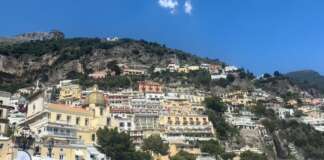 Positano, nuovo blitz dei carabinieri al Comune: indagini sulla biglietteria del molo