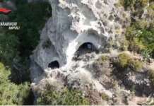 Costruiscono un resort abusivo in un’area a rischio frana: quattro denunciati a Ischia