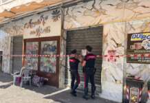 Carabinieri chiudono il bar multi-servizi per i familiari dei detenuti del carcere di Poggioreale