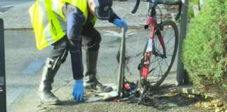Ciclista di 27 anni travolto e ucciso: sequestrato il cellulare dell’automobilista