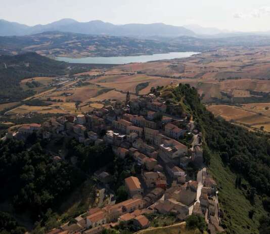 Meno abitanti e pochi collegamenti: l’Irpinia che riparte dopo le vacanze