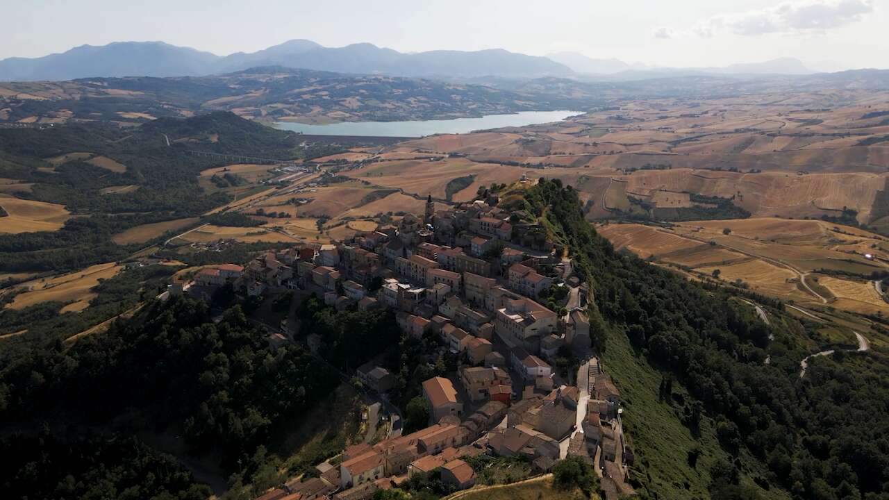 meno abitanti e pochi collegamenti l8217irpinia che riparte dopo le vacanze da Anteprima24.it meno abitanti e pochi collegamenti l8217irpinia che riparte dopo le vacanze