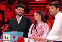 Affari Tuoi, la campana Ylenia in dolce attesa fa il colpaccio al gioco dei pacchi Affari tuoi, Ylenia di Maddaloni 2026