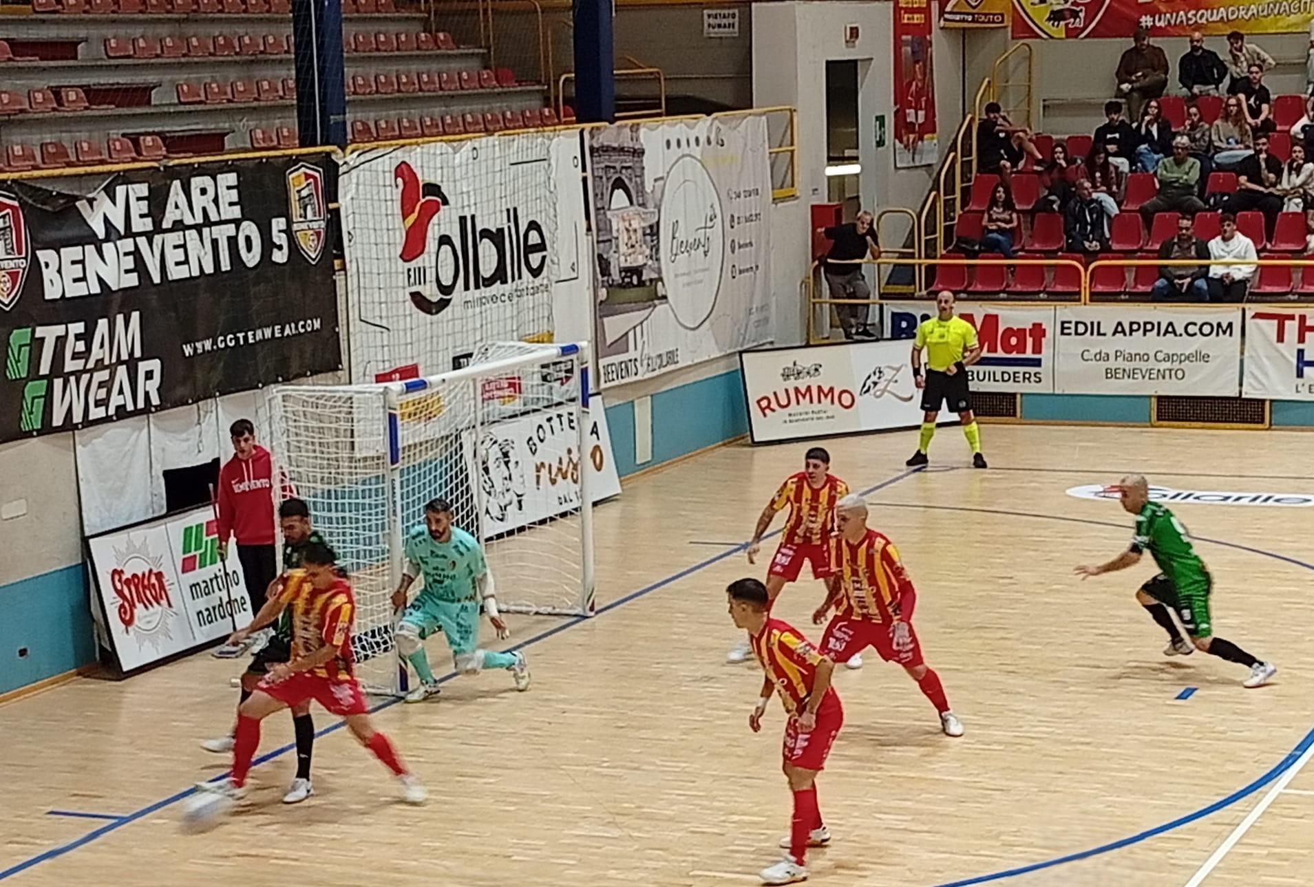 futsal benevento 5 applausi nonostante il ko la corazzata l84 torino vince 4 2 da Anteprima24.it futsal benevento 5 applausi nonostante il ko la corazzata l84 torino vince 4 2