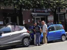 Rissa in pieno giorno in città: una persona ferita Via Napoli