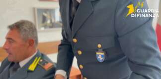 Crediti fiscali fittizi per oltre 133 milioni di euro: sette indagati e sequestri per 1,5 milioni Guardia di Finanza
