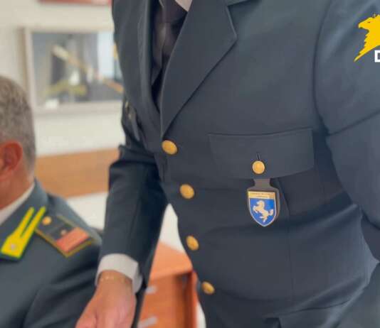 Crediti fiscali fittizi per oltre 133 milioni di euro: sette indagati e sequestri per 1,5 milioni Guardia di Finanza
