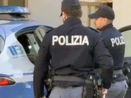 Bomba carta nella notte, spunta il video di un uomo incappucciato