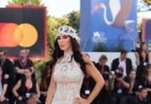Festival del Cinema di Venezia, sul red carpet nuovo omaggio a Salerno Red Carpet venezia 2026, omaggio a Salerno