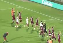 Salernitana, finalmente la prima vittoria: la capolista Potenza cade 4-2 all’Arechi Salernitana esultanza